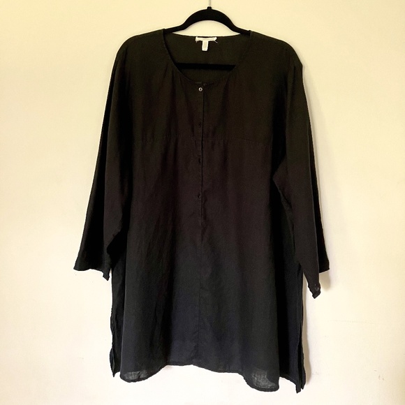 Eileen Fisher Tops - Eileen Fisher 2X (3X) Organic Linen tunic top in dark blue "Ink" EUC
